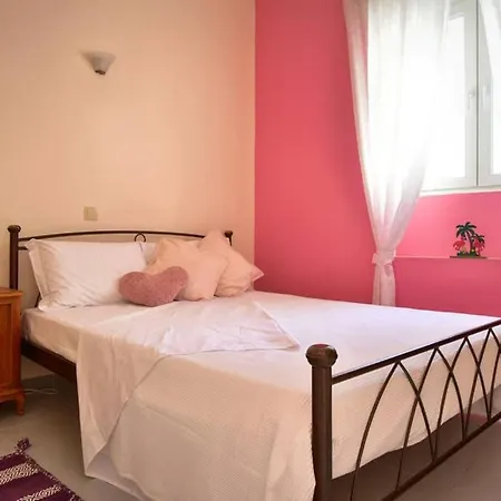Casa vacanze Nafsikas - *